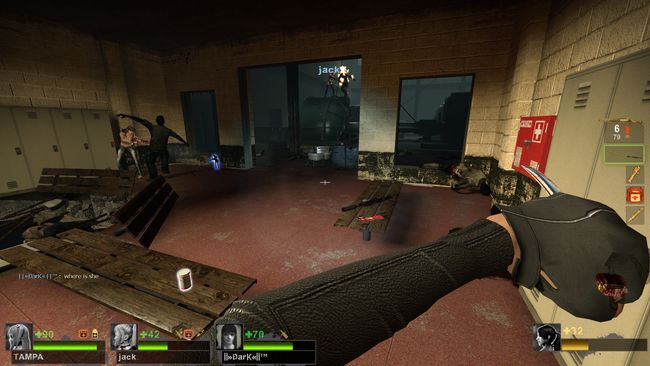 求生之路2怎么出大楼房间2