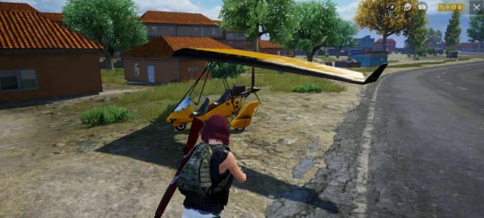 和平精英滑翔机怎么起飞1