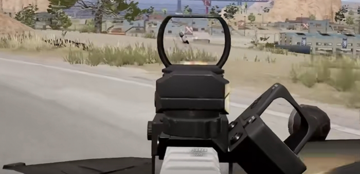 绝地求生驾驶中如何探头开枪2